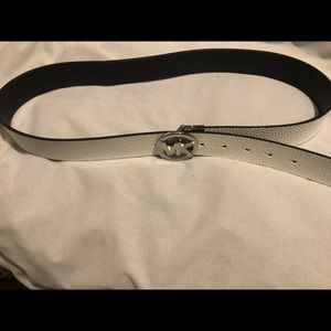 MK women belt reversible black and